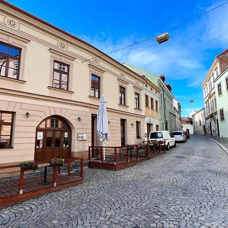 Penzion U Radnice , Byt 5 Znojmo Exterior foto